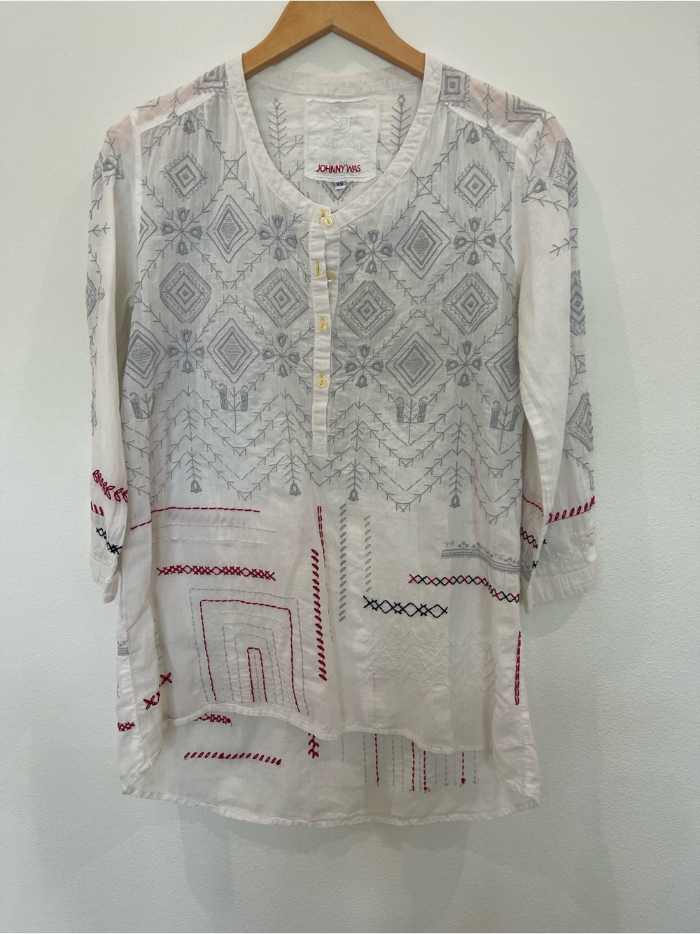 Johnny Was White Cotton Blend Embroidered Tunic with Gray & Red Detail